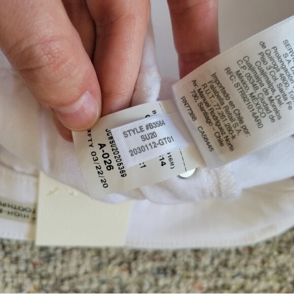 J. Crew 9" High Rise Toothpick Jeans in White Size 32 NWT - Picture 9 of 9